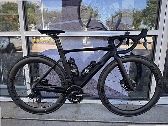 2022 BMC TimeMachine Road 01 Two 47cm Carbon Aero Road Bike